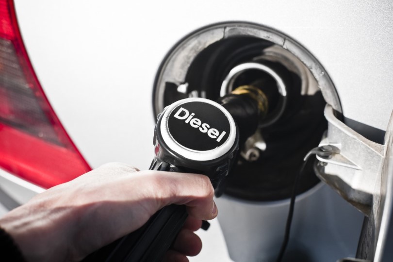 2019_diesel_tanken_istock_mittel_benutzerdefiniert.jpg